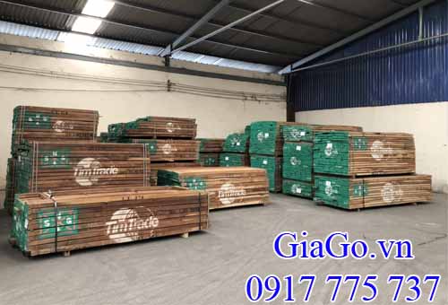 Gỗ teak xẻ thanh nhập khẩu